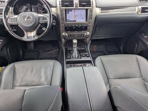 Used 2021 Lexus GX 460 Premium w/ Premium Plus Package image 17