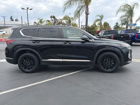 Used 2019 Hyundai Santa Fe SE FWD image 12