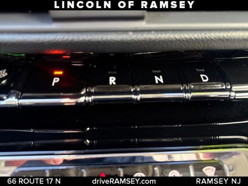 Used 2023 Lincoln Corsair AWD w/ Rear Removable Package Tray image 20