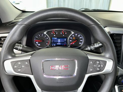 Used 2021 GMC Acadia SLE w/ Driver Convenience Package image 11