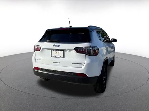 Used 2025 Jeep Compass Limited image 14