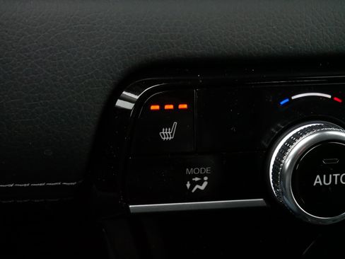 Certified 2025 Honda Pilot Touring image 31