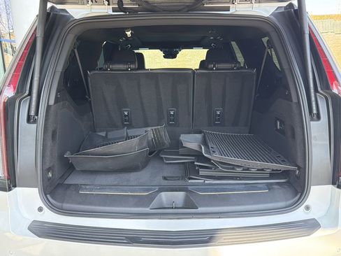 Used 2024 Cadillac Escalade ESV Sport w/ Touring Package image 17