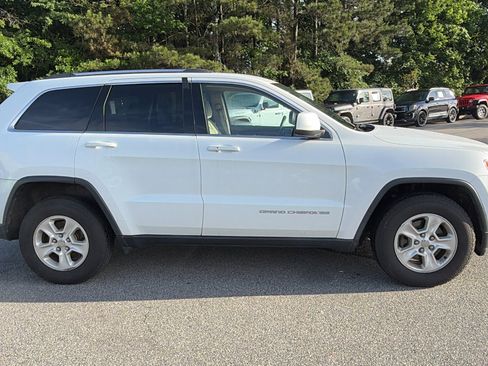 Used 2015 Jeep Grand Cherokee Laredo w/ Quick Order Package 23E AWD/4WD image 7