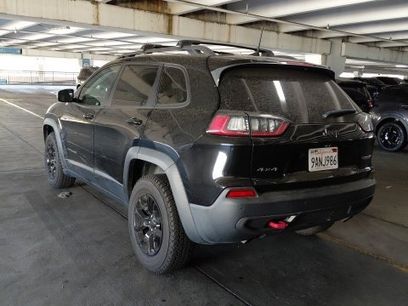 Used 2021 Jeep Cherokee Trailhawk