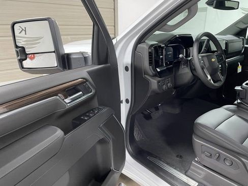 New 2026 Chevrolet Silverado 2500 LT w/ Z71 Chrome Sport Edition image 10
