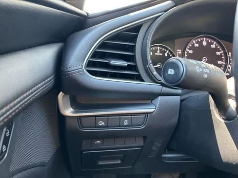 Used 2025 MAZDA MAZDA3 s image 25