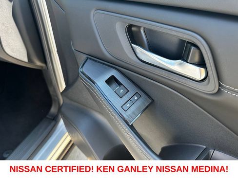 Certified 2024 Nissan Rogue SV w/ SV Premium Package AWD/4WD image 51