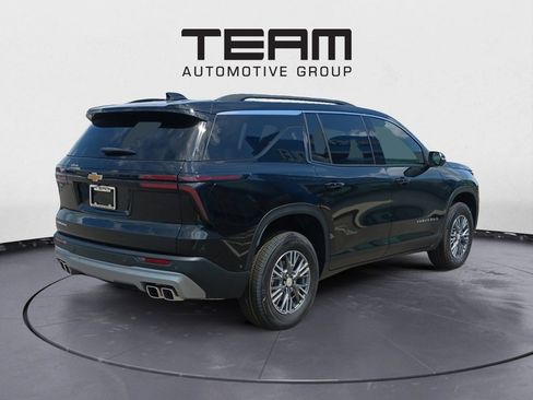 New 2025 Chevrolet Traverse LT w/ Enhanced Driving Package image 7