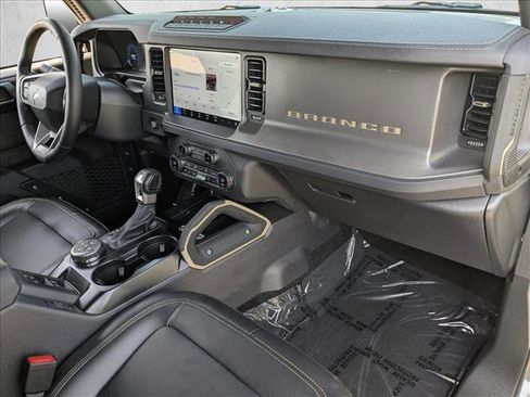 Certified 2025 Ford Bronco Badlands AWD/4WD image 22