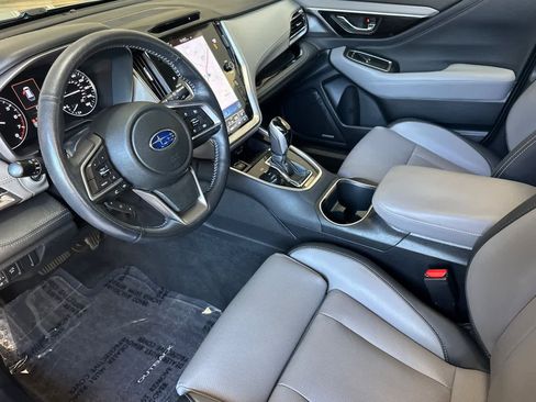 Used 2022 Subaru Outback Limited image 11