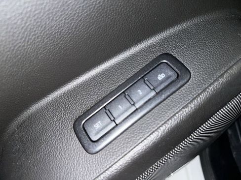 Used 2019 Chevrolet Tahoe LT AWD/4WD image 12