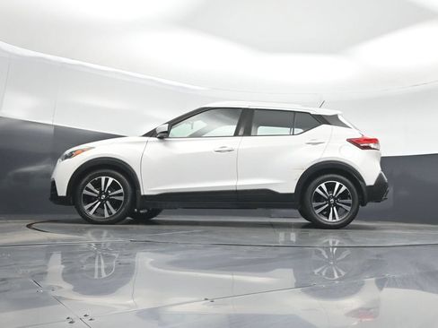 Used 2020 Nissan Kicks SV FWD image 49
