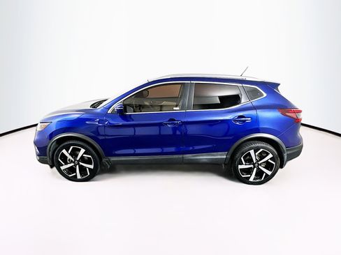 Used 2020 Nissan Rogue Sport SL w/ Premium Package FWD image 4