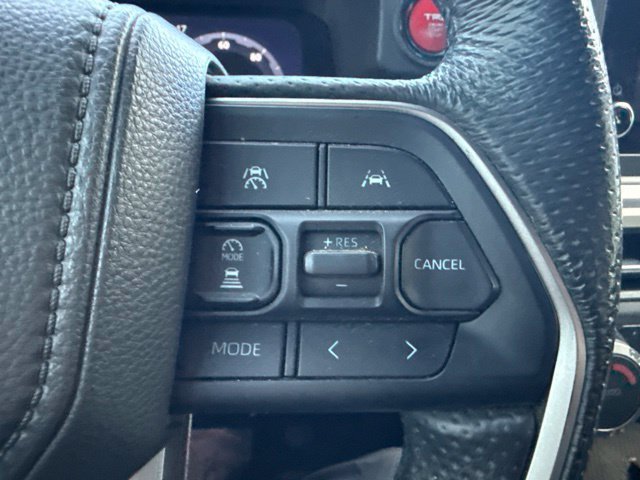 Used 2025 Toyota Tacoma TRD Off-Road AWD/4WD image 30