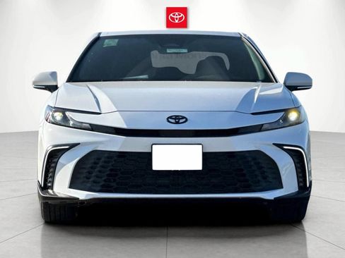 New 2026 Toyota Camry SE FWD image 7