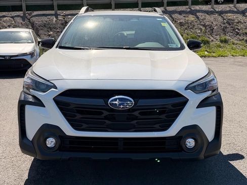 Certified 2025 Subaru Outback Premium w/ Popular Package #1A AWD/4WD image 18
