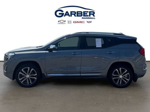 Used 2019 GMC Terrain Denali w/ Driver Alert Package II AWD/4WD image 2