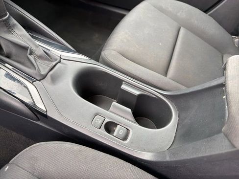 Used 2024 Toyota Corolla LE image 17