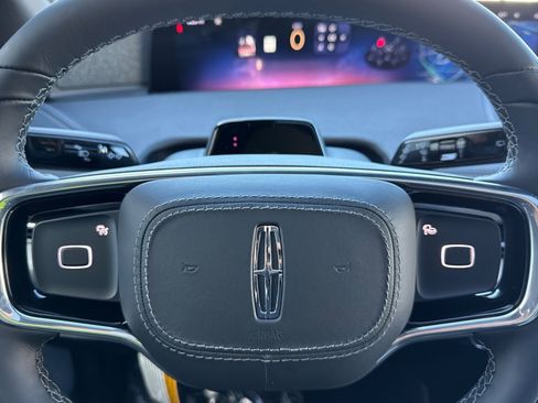 New 2025 Lincoln Navigator Reserve w/ Jet Appearance Package image 24