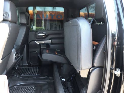 Used 2022 GMC Sierra 2500 AT4 w/ AT4 Preferred Package AWD/4WD image 37