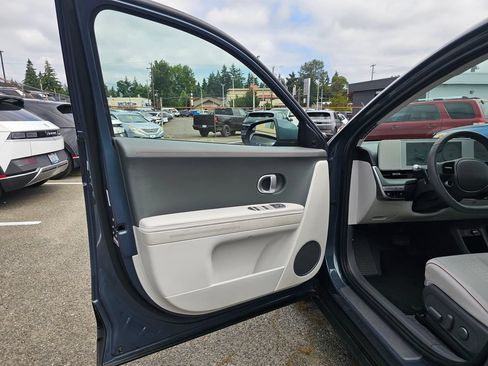 Used 2023 Hyundai Ioniq 5 SEL AWD/4WD image 18