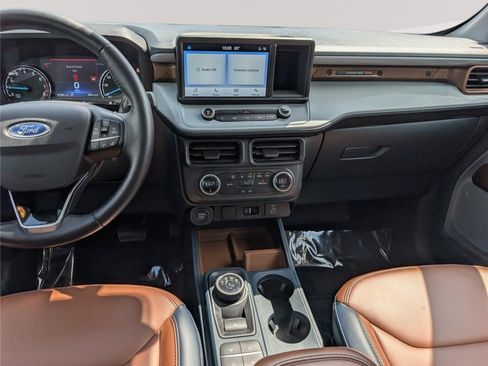 Used 2022 Ford Maverick Lariat FWD image 18