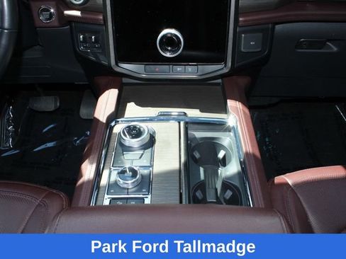 Used 2023 Ford Expedition Max Limited AWD/4WD image 19