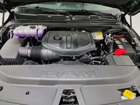 New 2026 RAM 1500 Big Horn AWD/4WD image 12