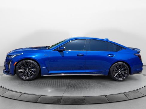 Used 2022 Cadillac CT5 V Blackwing w/ Carbon Fiber Package 2 RWD image 4