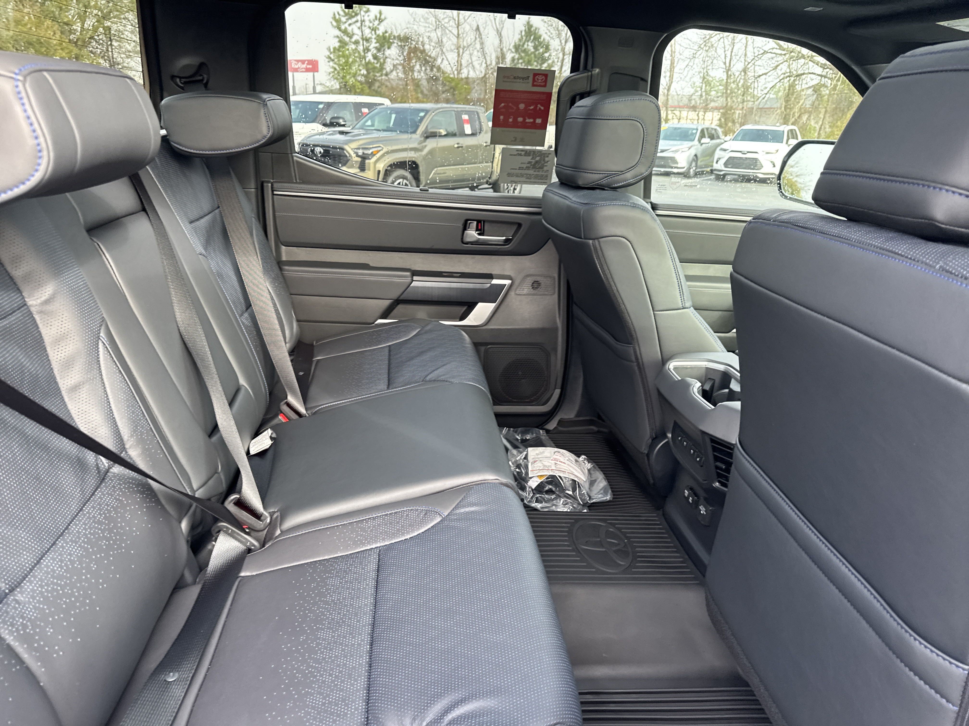 New 2025 Toyota Tundra Platinum AWD/4WD image 29
