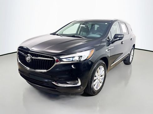 Used 2019 Buick Enclave Premium w/ Experience Buick Package FWD image 3