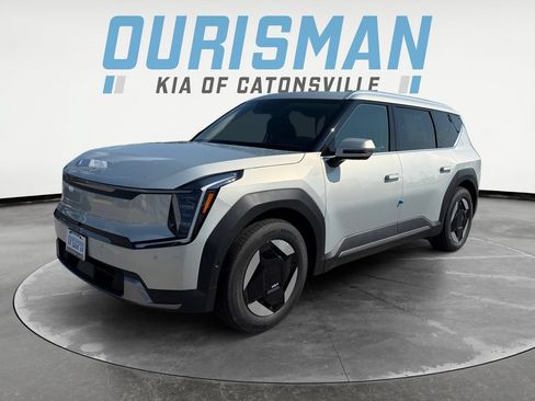 New 2026 Kia EV9 Wind AWD/4WD image 2