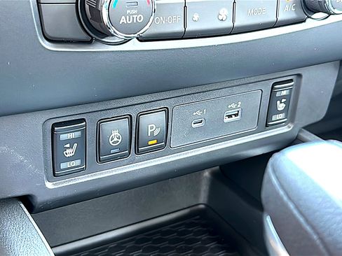 New 2026 Nissan Frontier SV w/ All-Weather Content Package RWD image 22