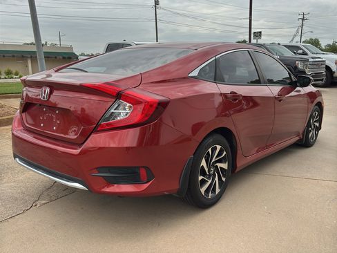 Used 2020 Honda Civic LX image 8