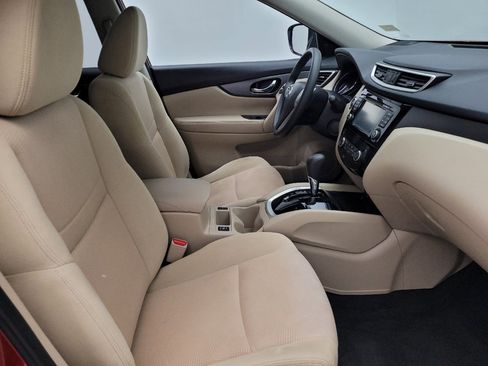 Used 2016 Nissan Rogue SV w/ SV Premium Package image 21