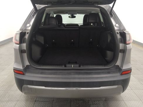 Used 2020 Jeep Cherokee Limited FWD image 29