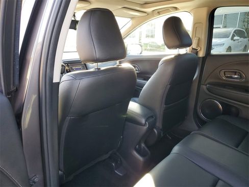 Used 2016 Honda HR-V EX-L image 12