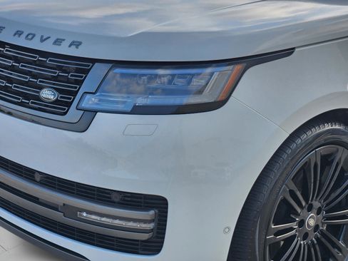 Used 2023 Land Rover Range Rover SE image 30