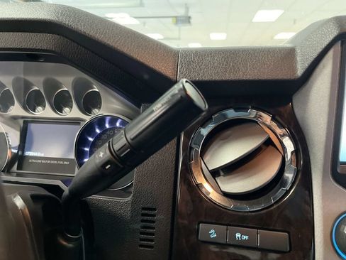 Used 2015 Ford F250 Platinum AWD/4WD image 21