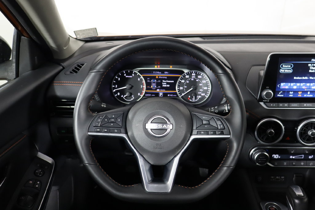 Used 2025 Nissan Sentra SR FWD image 7