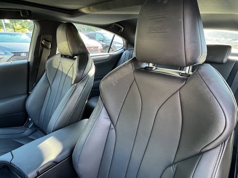 Certified 2024 Lexus ES 350 F Sport w/ Accessory Package (Z2) FWD image 17