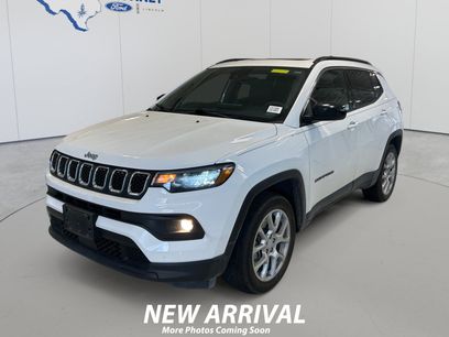 Used 2023 Jeep Compass Latitude w/ Sun and Sound Group