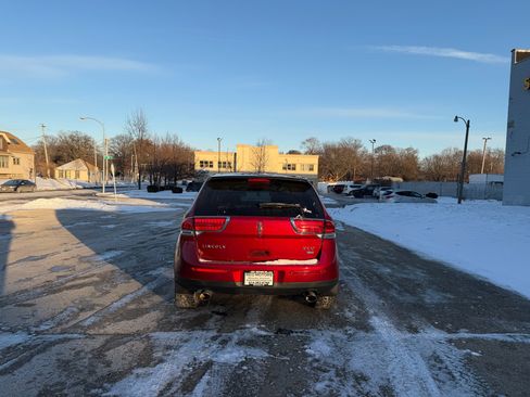 Used 2014 Lincoln MKX AWD w/ Equipment Group 102A image 6