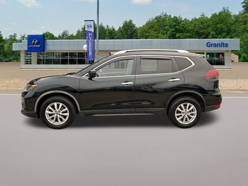 Used 2019 Nissan Rogue SV AWD/4WD image 9