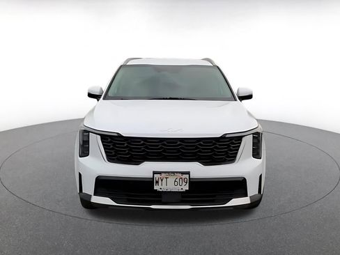 Used 2024 Kia Sorento S FWD image 4