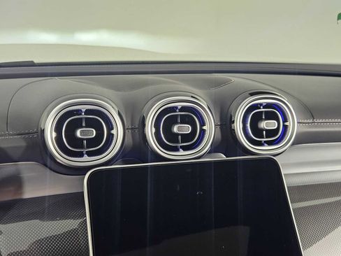 New 2025 Mercedes-Benz GLC 63 AMG S image 38