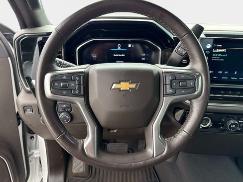 Used 2022 Chevrolet Silverado 1500 LT RWD image 27