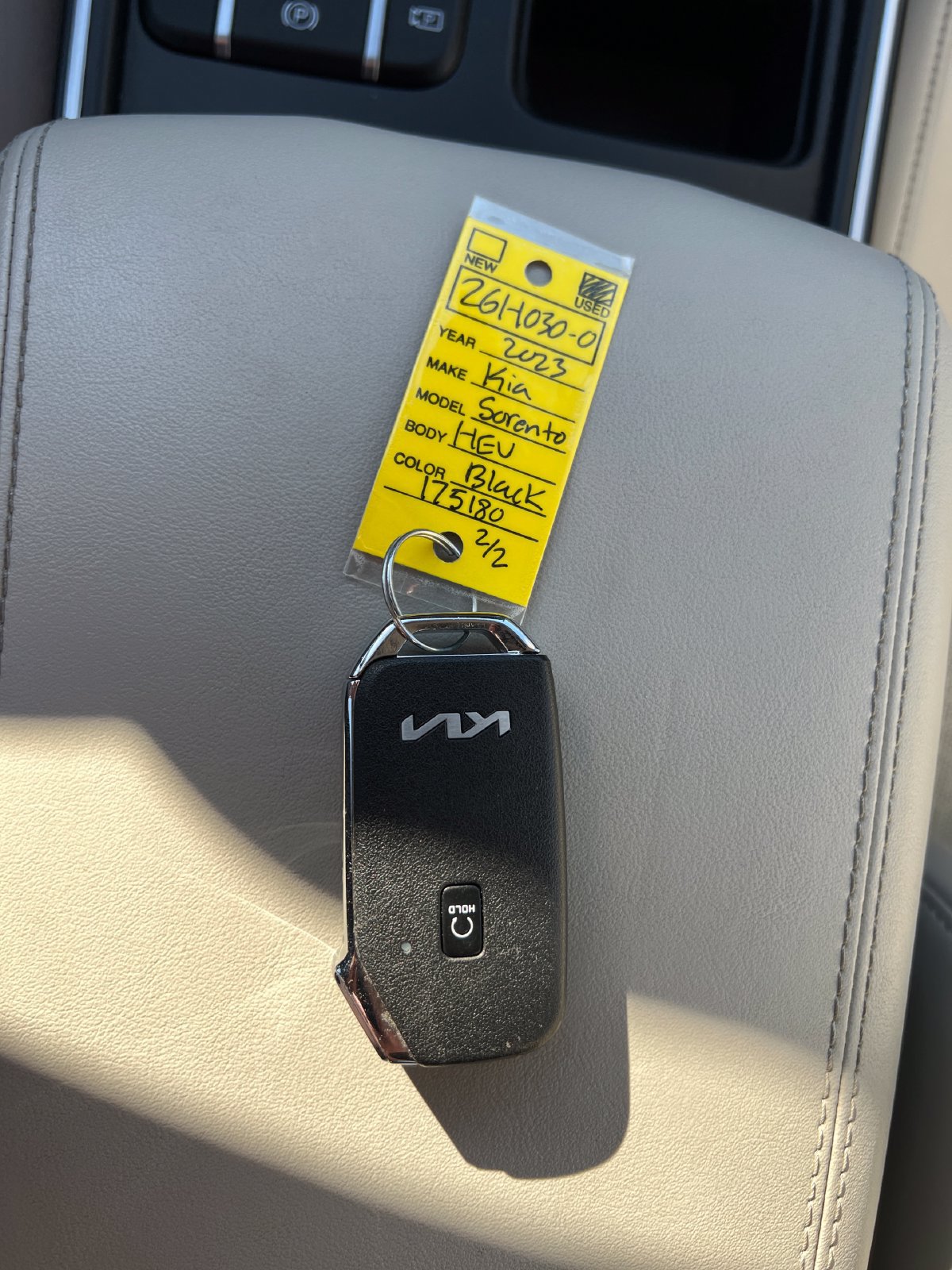 Used 2023 Kia Sorento EX AWD/4WD image 16