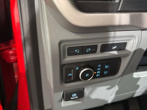 Used 2022 Ford F150 XLT w/ Equipment Group 302A High image 19